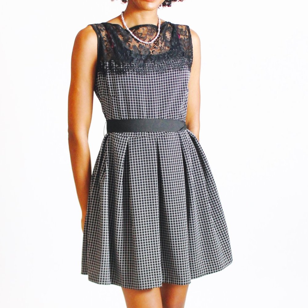 Rinascimento, Made in Italy, Checkered And Lace Dress, Size: Extra Large